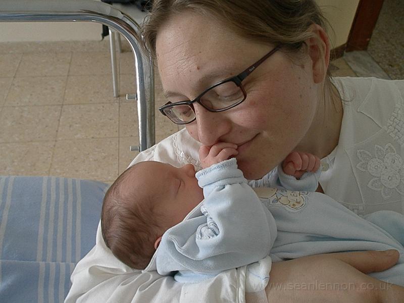 Loris Lennon (16-12-09) 015.jpg - OLYMPUS DIGITAL CAMERA         